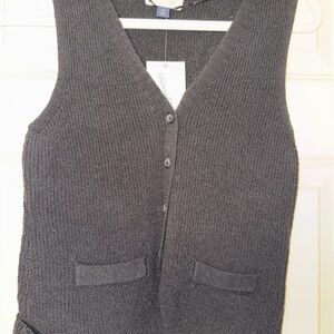 Black Women's Sweater Vest